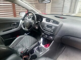 2014 Kia Ceed II, красный, 950000 рублей, вид 5