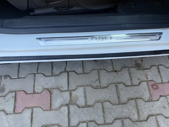 2012 Opel Astra GTC J Рестайлинг, белый, 800000 рублей - вид 17