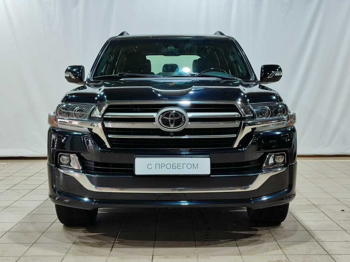 Открыть фотографии: Toyota Land Cruiser 200 Series Рестайлинг 2