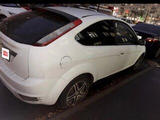 2008 Ford Focus II Рестайлинг, белый, 240000 рублей, вид 4