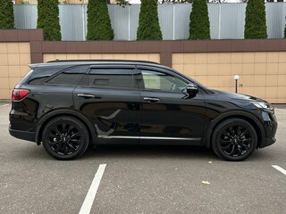 2018 Kia Sorento III Prime Рестайлинг, чёрный, 3600000 рублей, вид 4