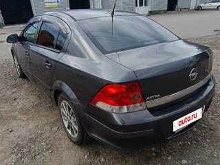 2010 Opel Astra H Рестайлинг, серый, 530000 рублей, вид 3