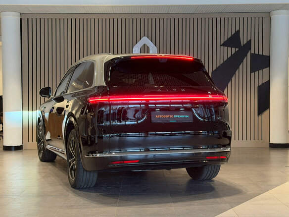 2026 Aito M7 53.4 kWh II, чёрный, 8700000 рублей - вид 23