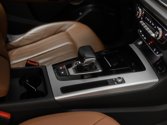 2021 Audi Q5 45 TFSI II (FY) Рестайлинг, чёрный, 3850000 рублей - вид 19