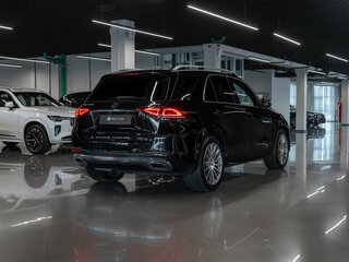 2019 Mercedes-Benz GLE 300 d II (V167), чёрный, 4940000 рублей, вид 4