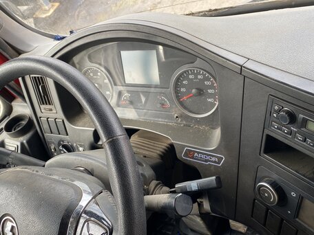 2022 Shacman (Shaanxi) SX3316, красный, 3110000 рублей, вид 5
