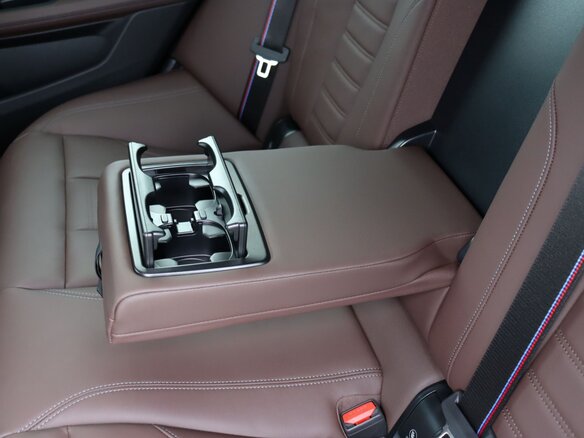 2025 BMW 4 серии 420i G22, G23, G26 Рестайлинг, чёрный - вид 37