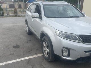 2012 Kia Sorento II Рестайлинг, серебристый, 1250000 рублей, вид 2