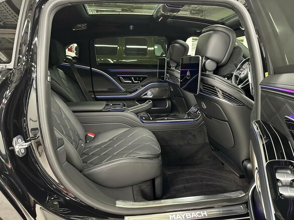 2026 Mercedes-Benz Maybach S-Класс 580 II (Z223) Рестайлинг, чёрный, 35990000 рублей - вид 10