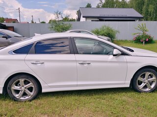 2019 Hyundai Sonata VII (LF) Рестайлинг, белый, 1920000 рублей, вид 3