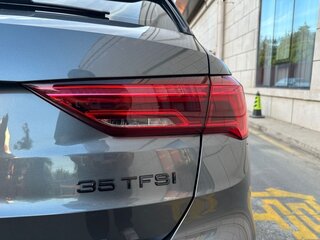 2022 Audi Q3 35 TFSI II (F3), серый, 2140046 рублей, вид 5