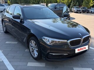 2019 BMW 5 серии 520i VII (G30/G31/G38), чёрный, 2500000 рублей, вид 4