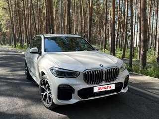 2020 BMW X5 30d IV (G05/G18), белый, 8200000 рублей, вид 4