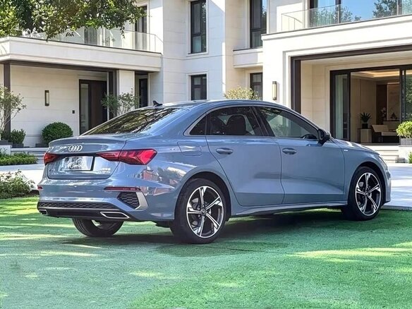 2022 Audi A3 35 TFSI Long IV (8Y), голубой, 2050000 рублей - вид 3