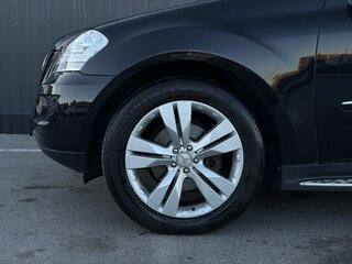 2008 Mercedes-Benz M-Класс 320 II (W164) Рестайлинг, чёрный, 1899000 рублей, вид 5