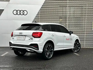 2022 Audi Q2 L 35 TFSI I Рестайлинг, белый, 2132222 рублей, вид 3