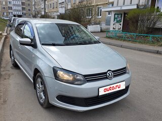 2010 Volkswagen Polo V, серебристый, 450000 рублей, вид 3