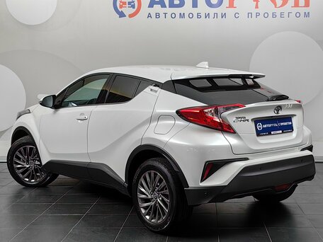 2018 Toyota C-HR I, белый, 2033000 рублей, вид 2