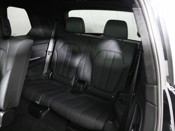 2022 BMW X7 30d I (G07), чёрный, 9900000 рублей - вид 13