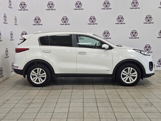 2017 Kia Sportage IV, белый, 1874000 рублей, вид 4