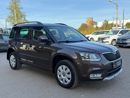 2014 Skoda Yeti I Рестайлинг, коричневый, 1190000 рублей, вид 4