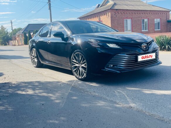 2018 Toyota Camry VIII (XV70), чёрный, 3050000 рублей - вид 5