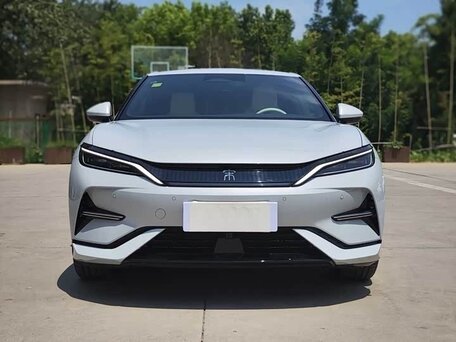 2025 BYD Song L, серебристый, 4530000 рублей, вид 2