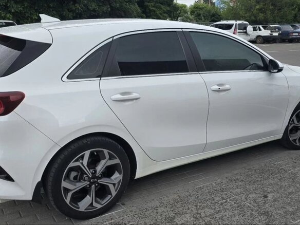 2018 Kia Ceed III, белый, 1770000 рублей - вид 5