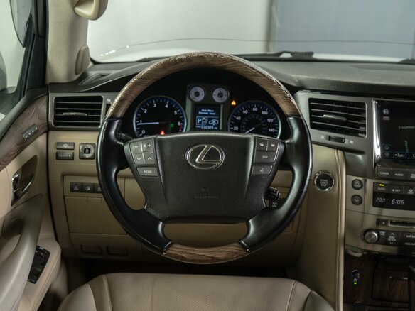 2007 Lexus LX 570 III, белый, 2299000 рублей - вид 25