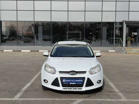 2012 Ford Focus III, белый, 525000 рублей, вид 3