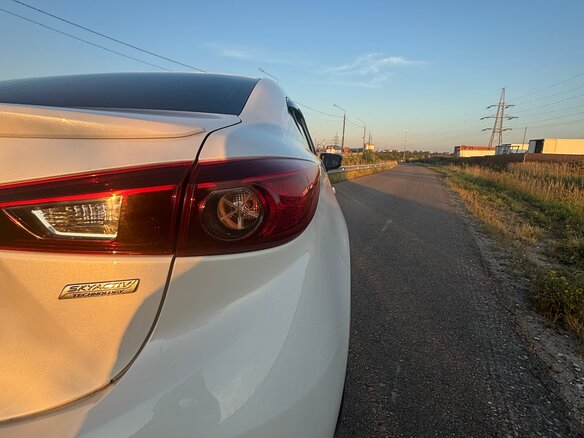 2014 Mazda 3 III (BM), белый, 1350000 рублей - вид 14