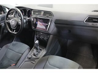 2019 Volkswagen Tiguan II, чёрный, 2076100 рублей, вид 5