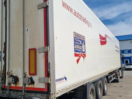 2010 Schmitz Cargobull SKO, белый, 1800000 рублей, вид 1