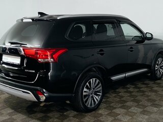 2019 Mitsubishi Outlander III Рестайлинг 3, чёрный, 1561000 рублей, вид 5