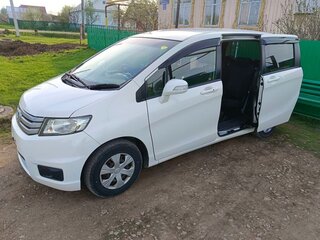2012 Honda Freed Spike I Рестайлинг, белый, 1090000 рублей, вид 1