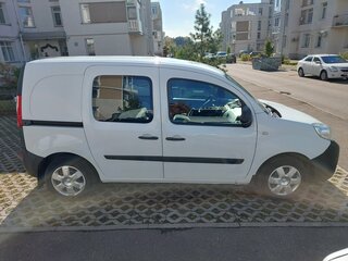 2015 Renault Kangoo II Рестайлинг, белый, 800000 рублей, вид 5