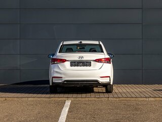 2019 Hyundai Solaris II, белый, 1255000 рублей, вид 5