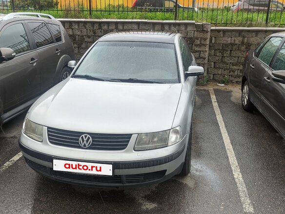 1998 Volkswagen Passat B5, серебристый - вид 1