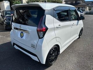 2021 Nissan Dayz II, белый, 583009 рублей, вид 4