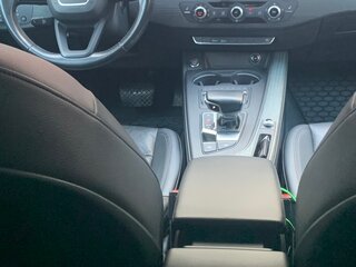 2017 Audi A4 V (B9), чёрный, 1990000 рублей, вид 4