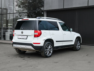 2016 Skoda Yeti I Рестайлинг, белый, 1250000 рублей, вид 4