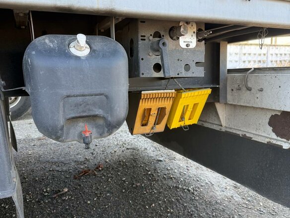 2011 Hyundai HD450/500/700, белый, 3400000 рублей - вид 4
