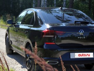 2020 Volkswagen Polo VI, чёрный, 1800000 рублей, вид 3
