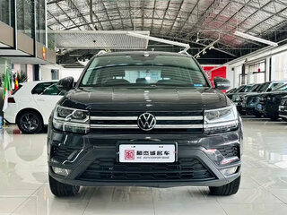 2023 Volkswagen Tharu I, чёрный, 1480888 рублей, вид 2