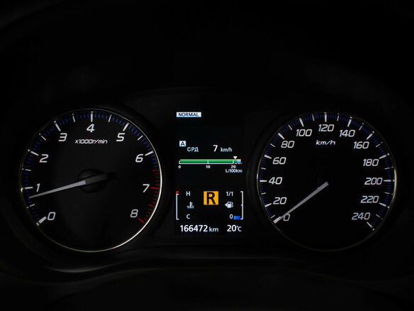 2020 Mitsubishi Outlander III Рестайлинг 3, белый, 1799000 рублей - вид 12