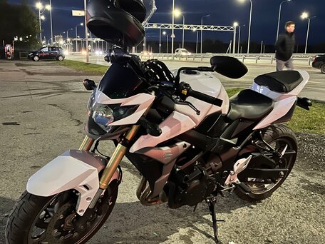 2013 Suzuki GSR 750, белый, 570000 рублей, вид 2