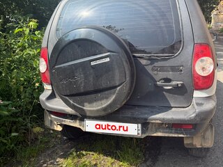 2004 Chevrolet Niva I, серый, 300000 рублей, вид 2