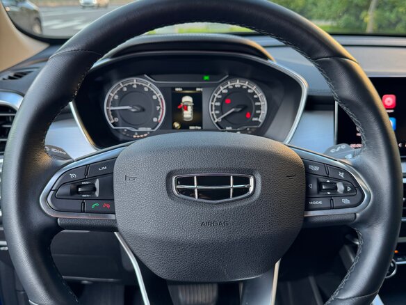 2021 Geely Coolray I, синий, 2200000 рублей - вид 12