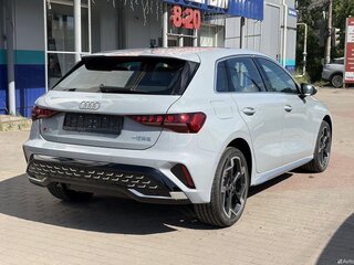 2025 Audi A3 Sportback 35 TFSI IV (8Y) Рестайлинг, серебристый, 3990000 рублей, вид 4