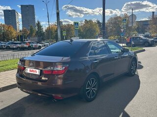 2017 Toyota Camry VII (XV50) Рестайлинг 2, коричневый, 2040000 рублей, вид 4